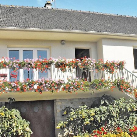 Holiday Home In Montsernelle Lithaire Экстерьер фото