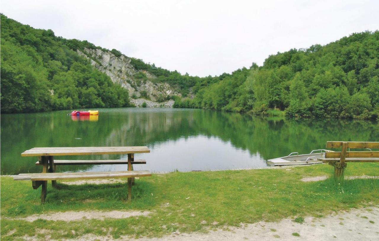 Holiday Home In Montsernelle Lithaire Экстерьер фото